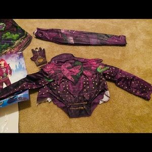 Descendants Halloween costume size S (4-6x)